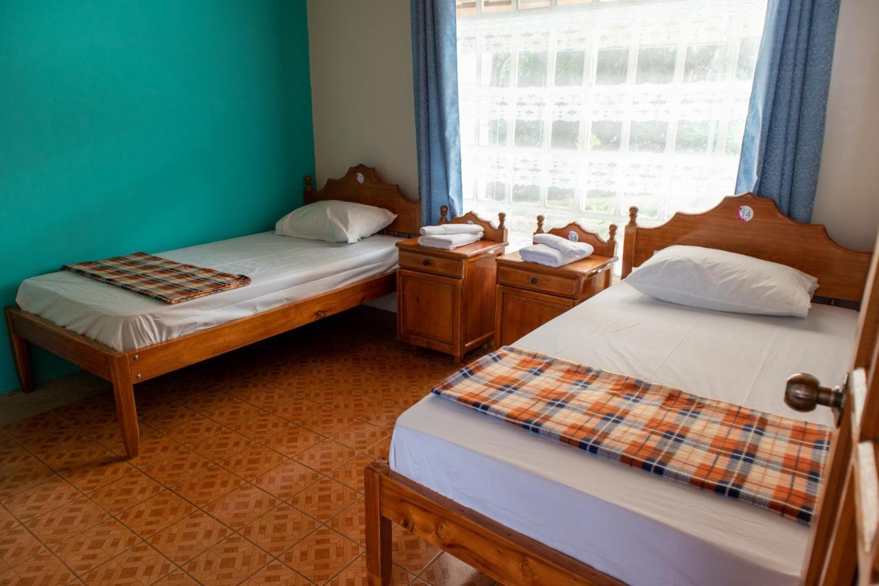 Hostel Bouganvilia Bed And Breakfast San Ramón Exterior foto